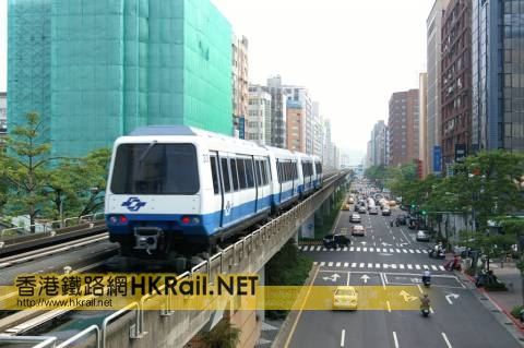 香港鐵路網 : 香港鐵路 : 歷史 : 山頂纜車